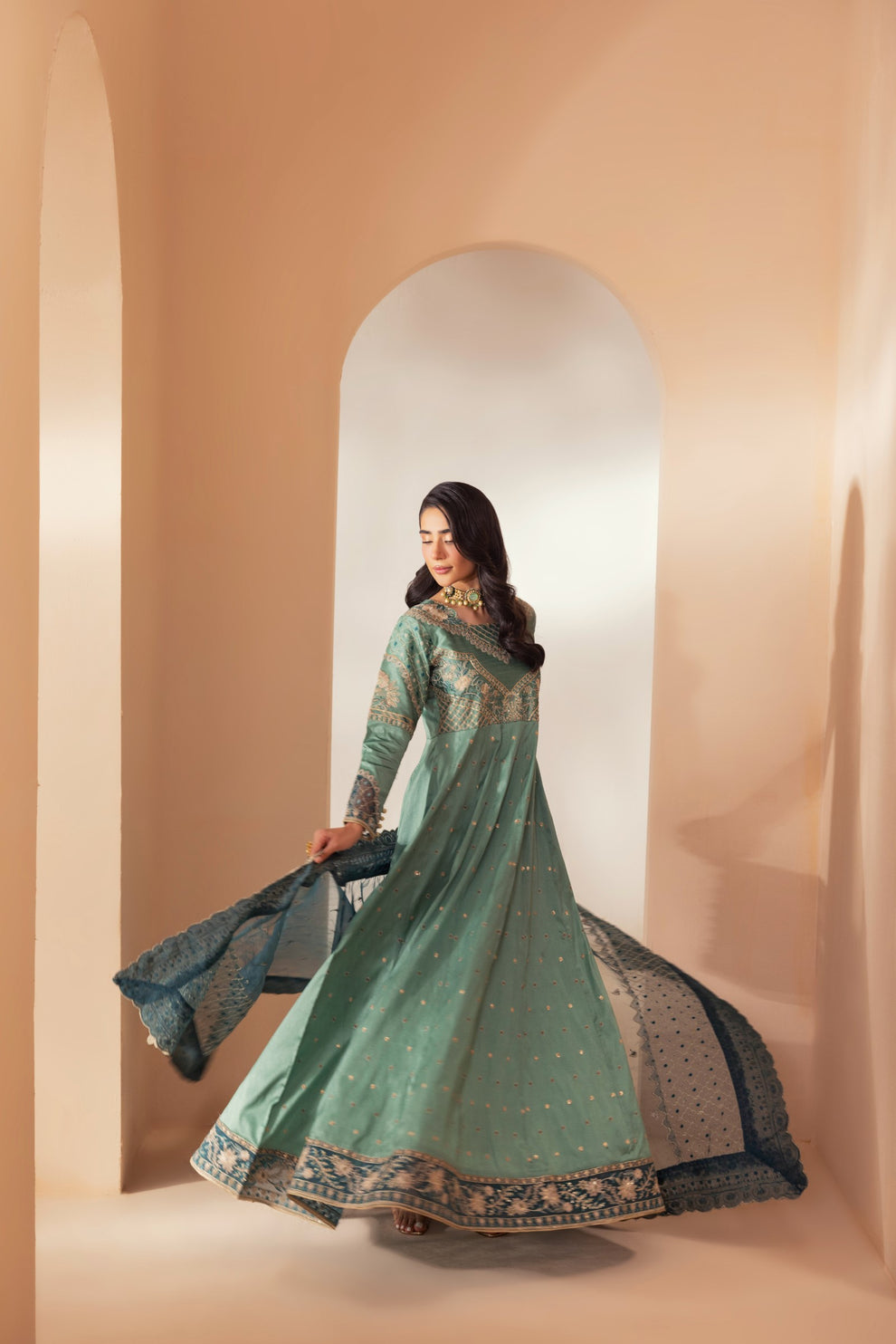 Mohagni | Heer Formals | MGS-30 - Official Mohagni stockist in UK - Sakeena London