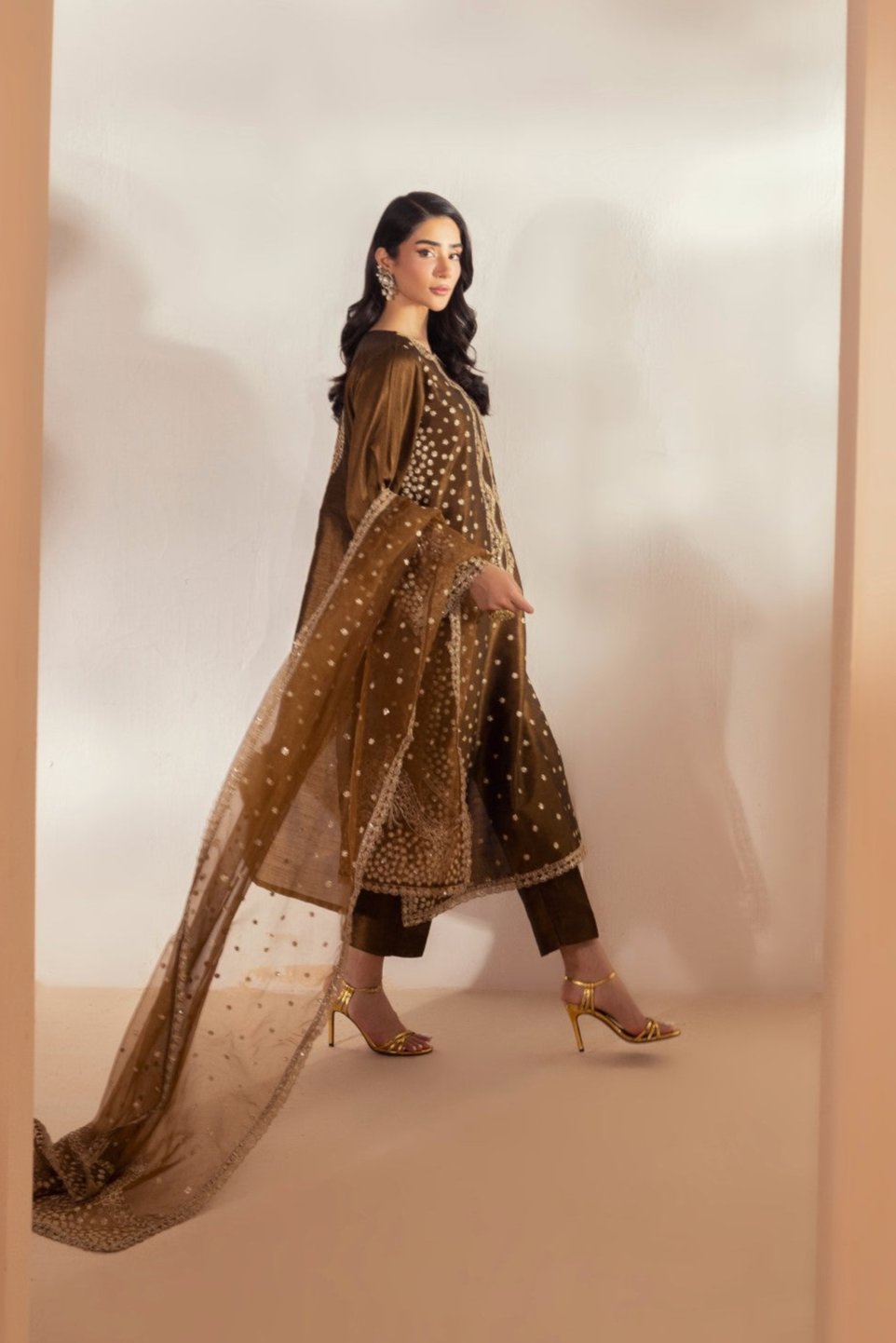 Mohagni | Heer Formals | MGS-31 - Official Mohagni stockist in UK - Sakeena London