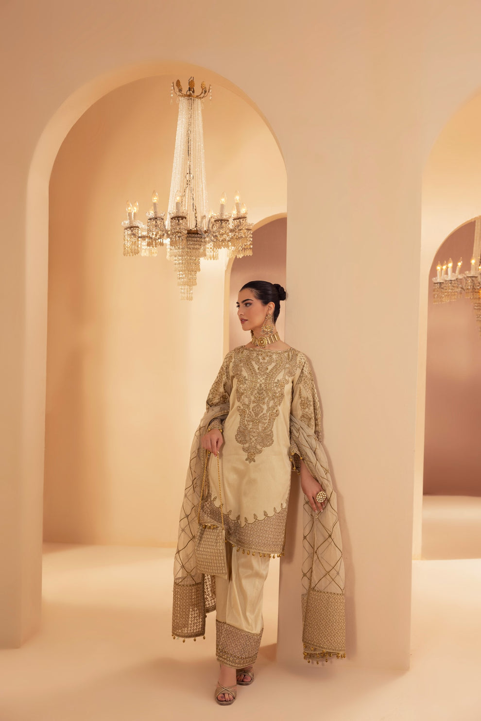 Mohagni | Heer Formals | MGS-32 - Official Mohagni stockist in UK - Sakeena London