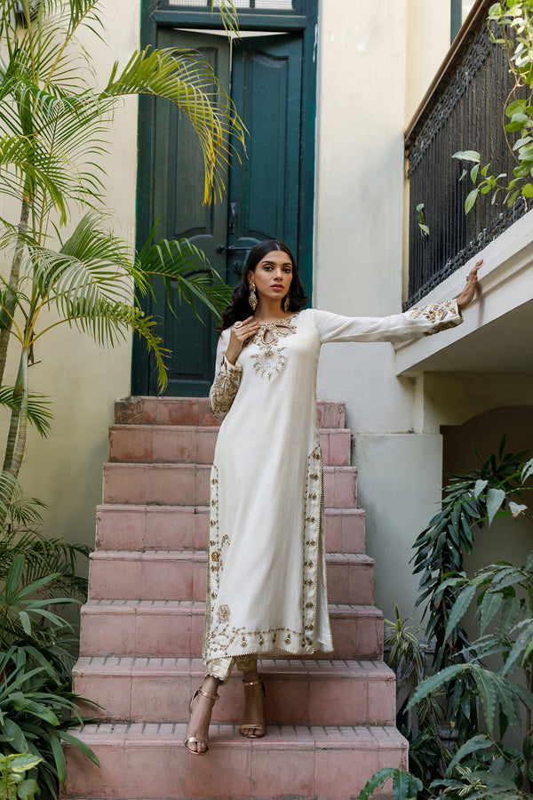 Wahajmkhan | Bahar Begum Formals | IVORY & COPPER BEGUM OUTFIT - Official Wahaj M.Khan stockist in UK - Sakeena London