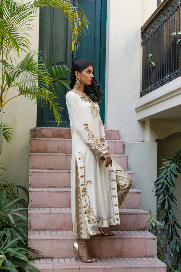 Wahajmkhan | Bahar Begum Formals | IVORY & COPPER BEGUM OUTFIT - Official Wahaj M.Khan stockist in UK - Sakeena London