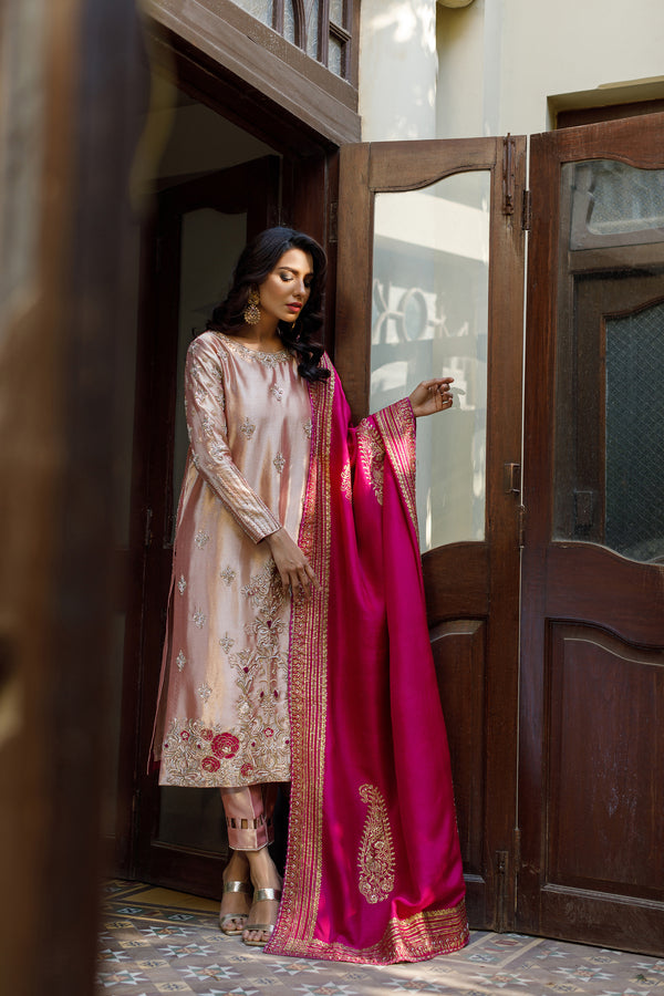 Wahajmkhan | Bahar Begum Formals | TISSUE PINK & MAGENTA SHAWL - Official Wahaj M.Khan stockist in UK - Sakeena London