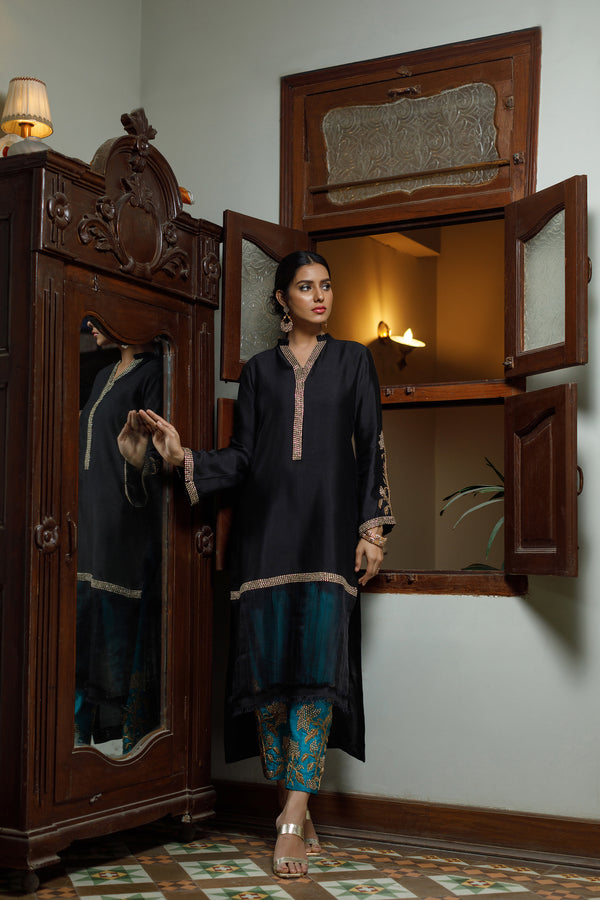 Wahajmkhan | Bahar Begum Formals | BLACK TURQUOISE BEGUM JORA - Official Wahaj M.Khan stockist in UK - Sakeena London