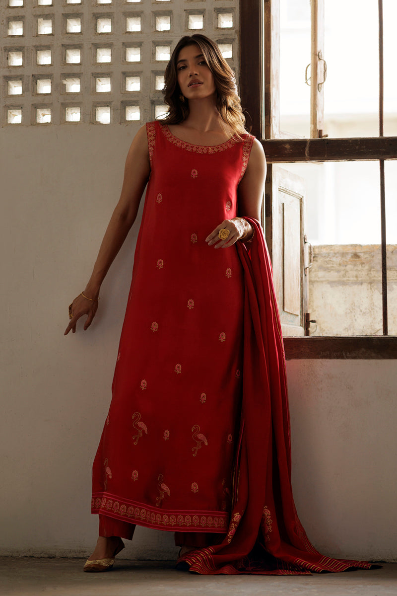 The Pink Tree Company | Yaadish Bakhair | Red Wine - Official The Pink Tree Company stockist in UK - Sakeena London