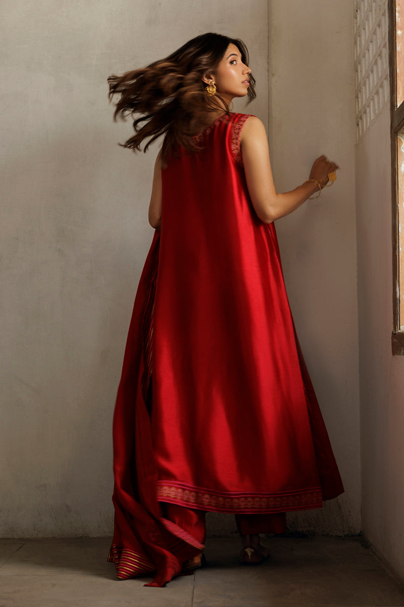 The Pink Tree Company | Yaadish Bakhair | Red Wine - Official The Pink Tree Company stockist in UK - Sakeena London