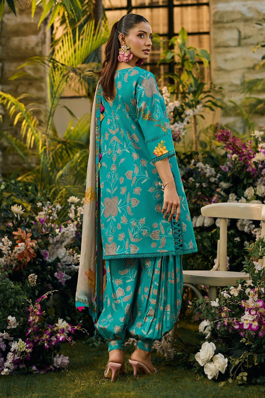 Charizma | C Print Lawn | CP6-12