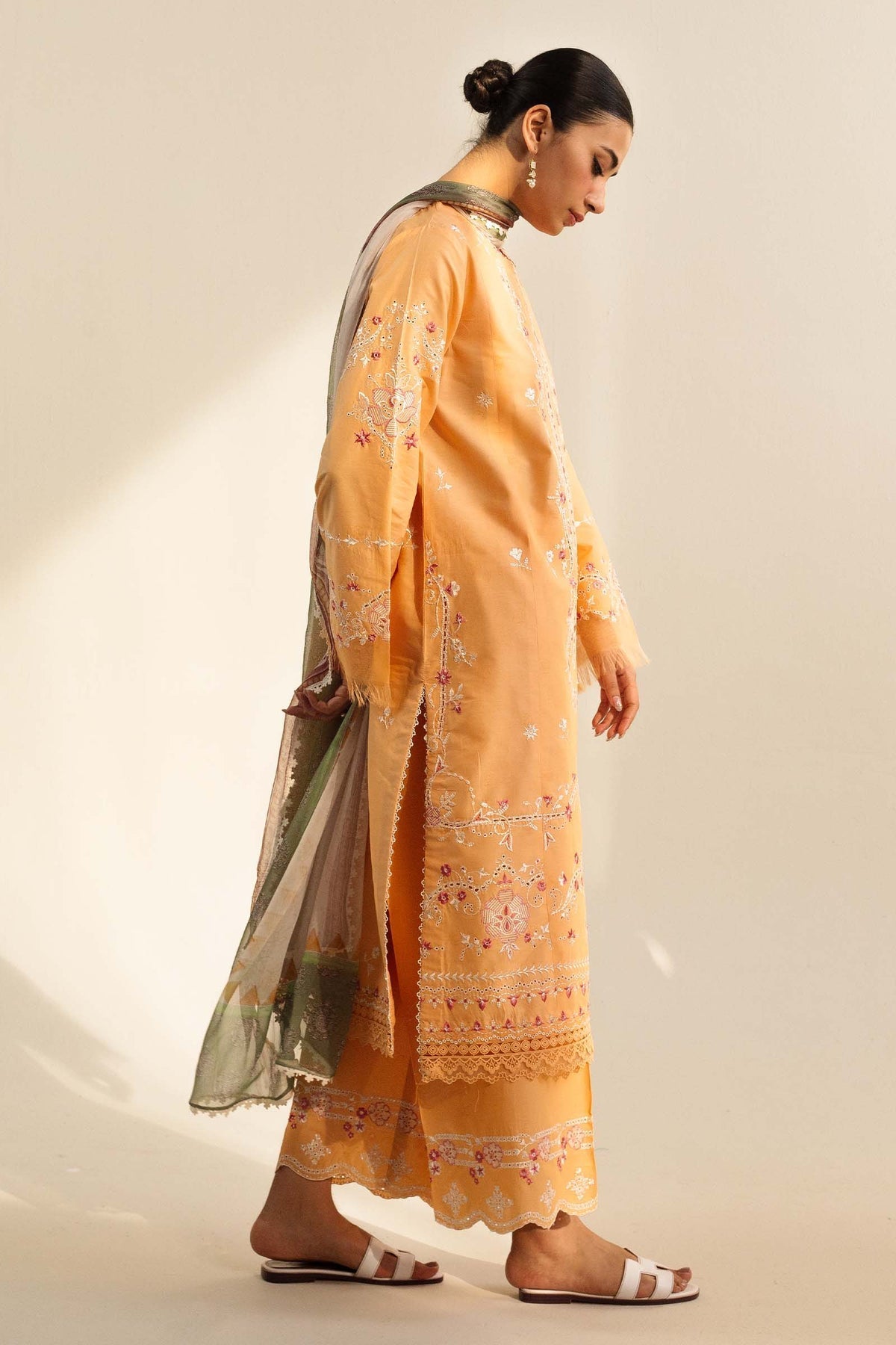 Zara Shahjahan | Coco Lawn Vol 2 | MIRA-8B - Official Zara Shahjahan stockist in UK - Sakeena London