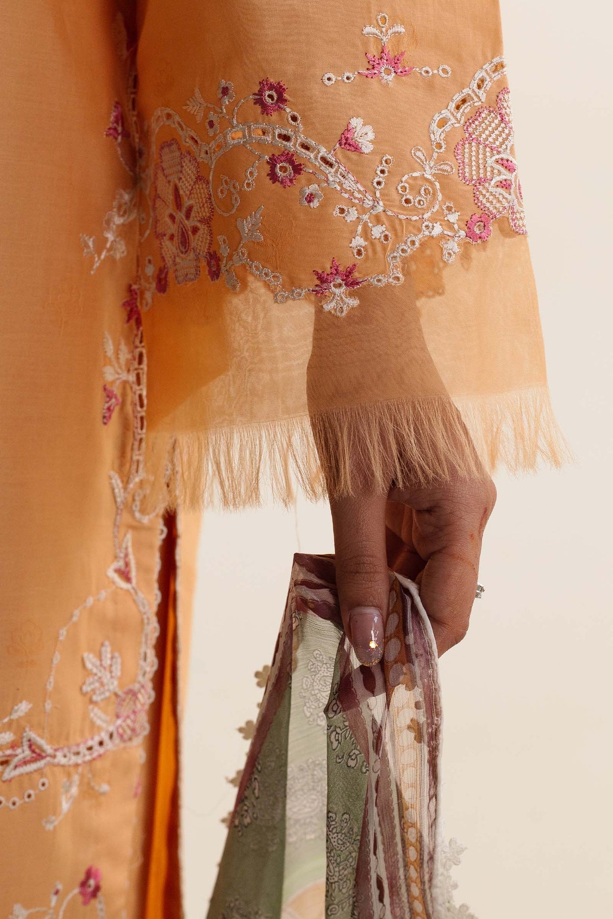 Zara Shahjahan | Coco Lawn Vol 2 | MIRA-8B - Official Zara Shahjahan stockist in UK - Sakeena London