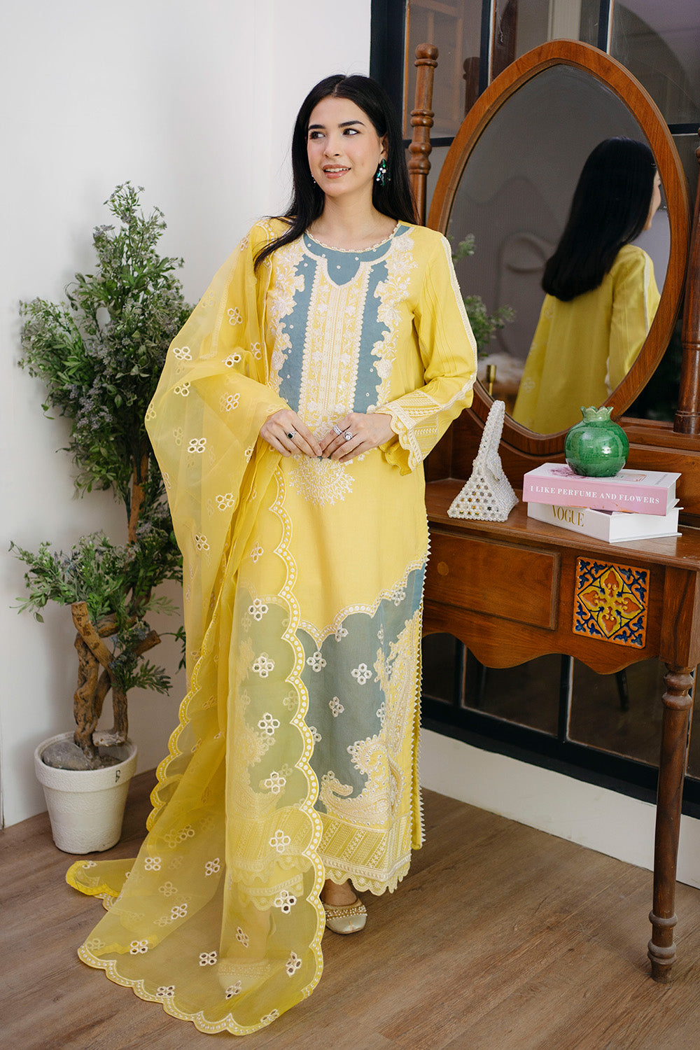 Maryum N Maria | Koel 25 | ROBYN - MS50285 - Official Maryum N Maria stockist in UK - Sakeena London
