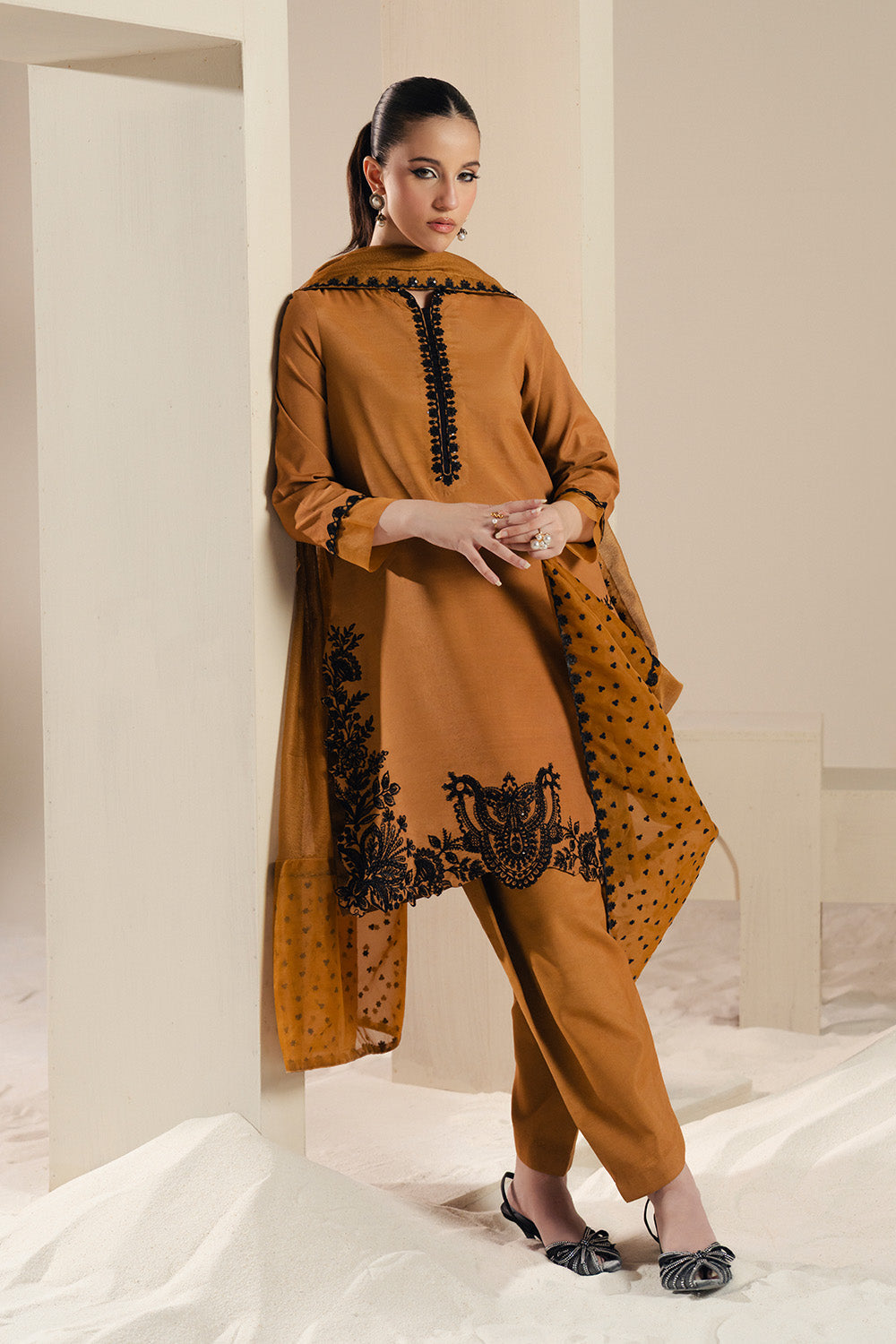 Maryum N Maria | Lyla Pret | MUSE - MS50374 - Official Maryum N Maria stockist in UK - Sakeena London