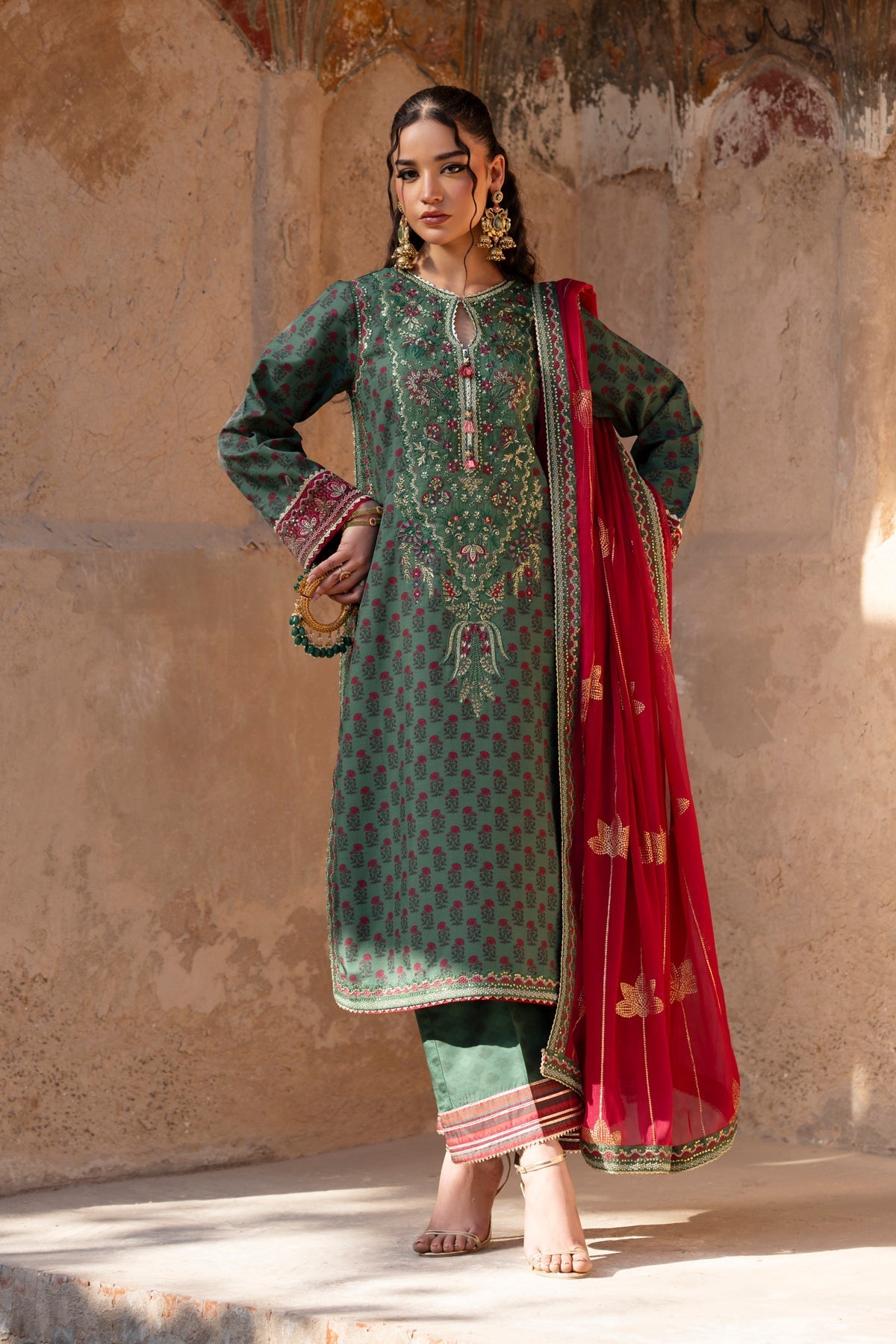 Xenia Formals | Rumi Luxe | KHIZAN - Official Xenia Formals stockist in UK - Sakeena London