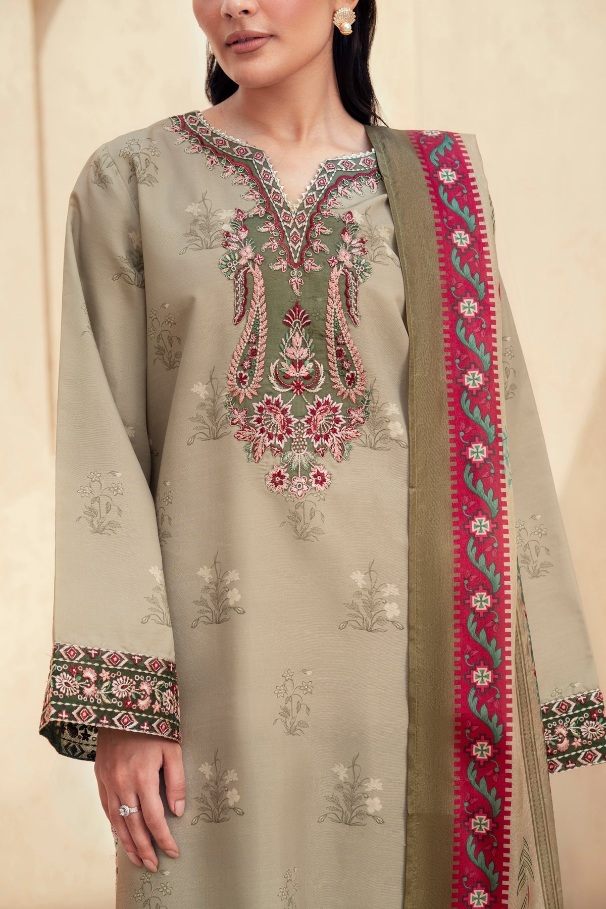 Xenia Formals | Ready to Wear | BYRON - Official Xenia Formals stockist in UK - Sakeena London