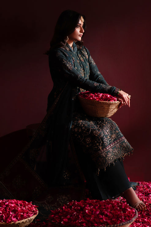 Emaan Adeel | Nooresha Formals 25 | Kavya - Official Emaan Adeel stockist in UK - Sakeena London