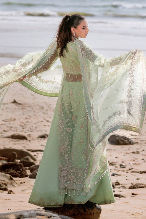 Emaan Adeel | Kamari Reveuse Wedding Formals | NOIR - Official Emaan Adeel stockist in UK - Sakeena London
