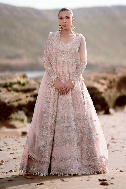 Emaan Adeel | Kamari Reveuse Wedding Formals | AMOUR - Official Emaan Adeel stockist in UK - Sakeena London