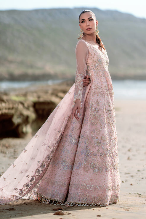 Emaan Adeel | Kamari Reveuse Wedding Formals | AMOUR - Official Emaan Adeel stockist in UK - Sakeena London