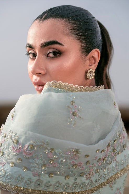 Emaan Adeel | Kamari Reveuse Wedding Formals | LUNYA - Official Emaan Adeel stockist in UK - Sakeena London