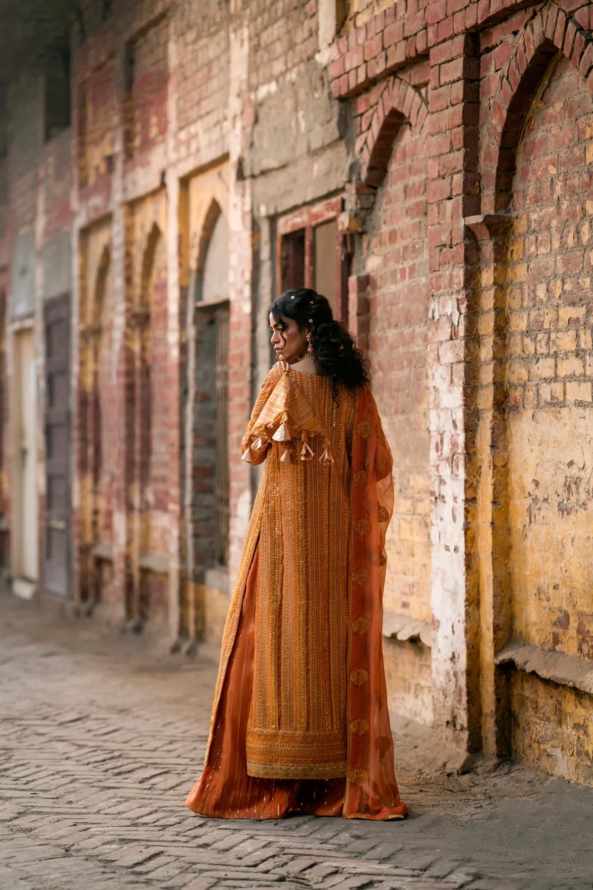Erum Khan | Mannat Formals | Shamma - Official Erum Khan stockist in UK - Sakeena London