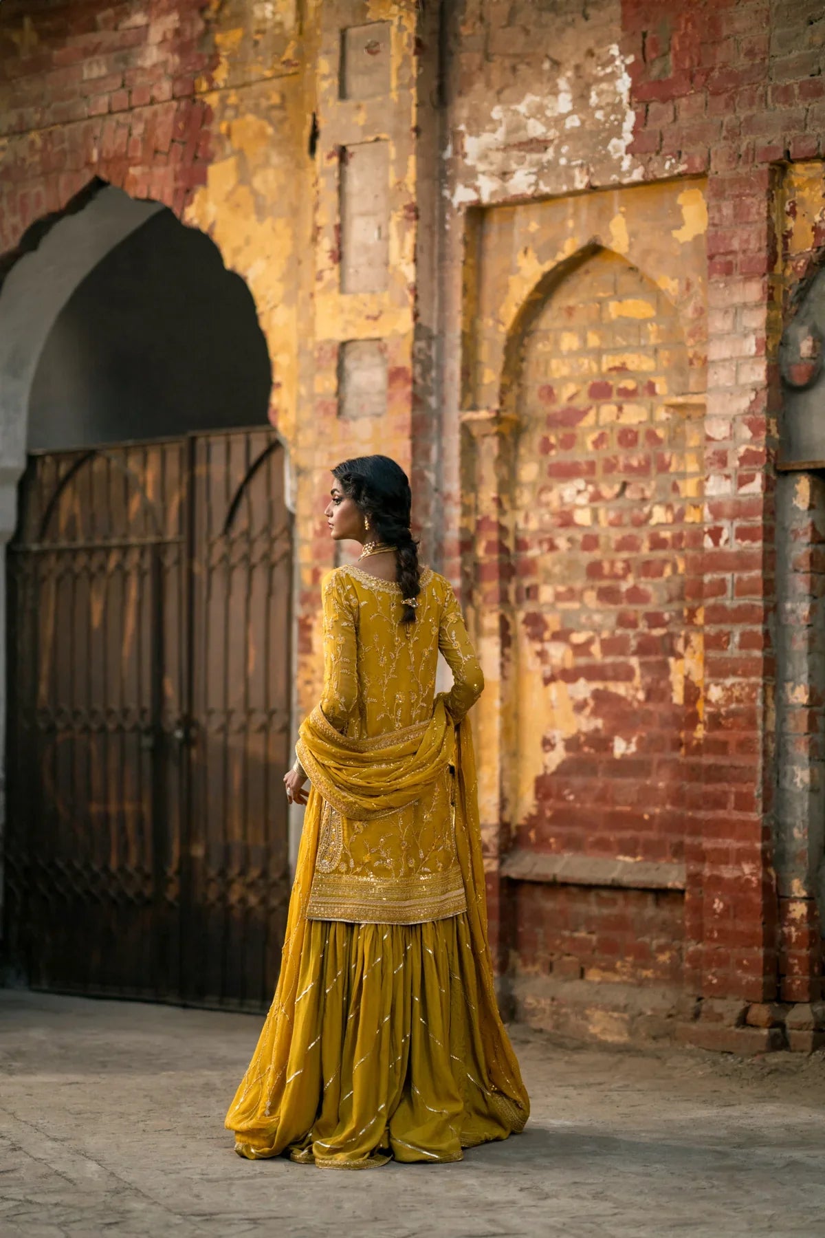 Erum Khan | Mannat Formals | Aatish - Official Erum khan stockist in UK - Sakeena London