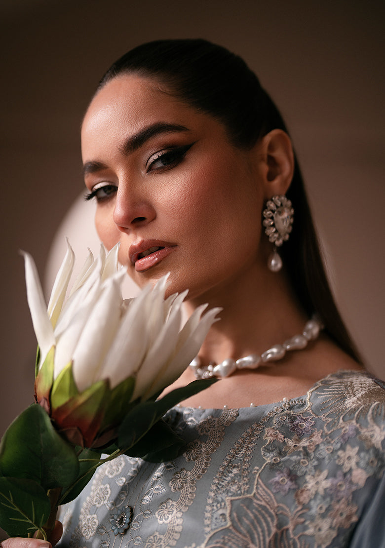 Lala | Veranda Swiss Lawn | Alisha - Official Lala stockist in UK - Sakeena London