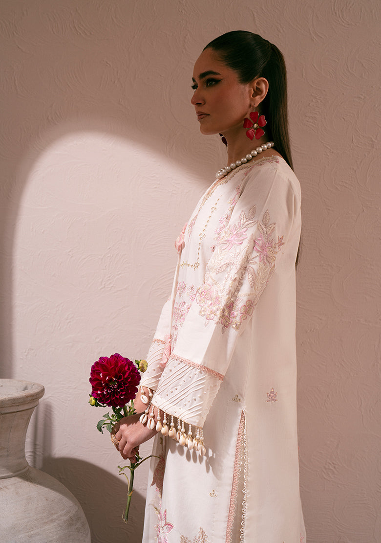 Lala | Veranda Swiss Lawn | Reem - Official Lala stockist in UK - Sakeena London
