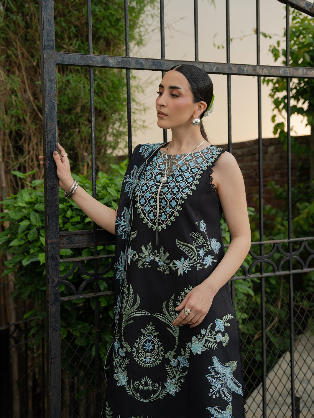 Mahnur | Amaya Lawn 26 | MU-11