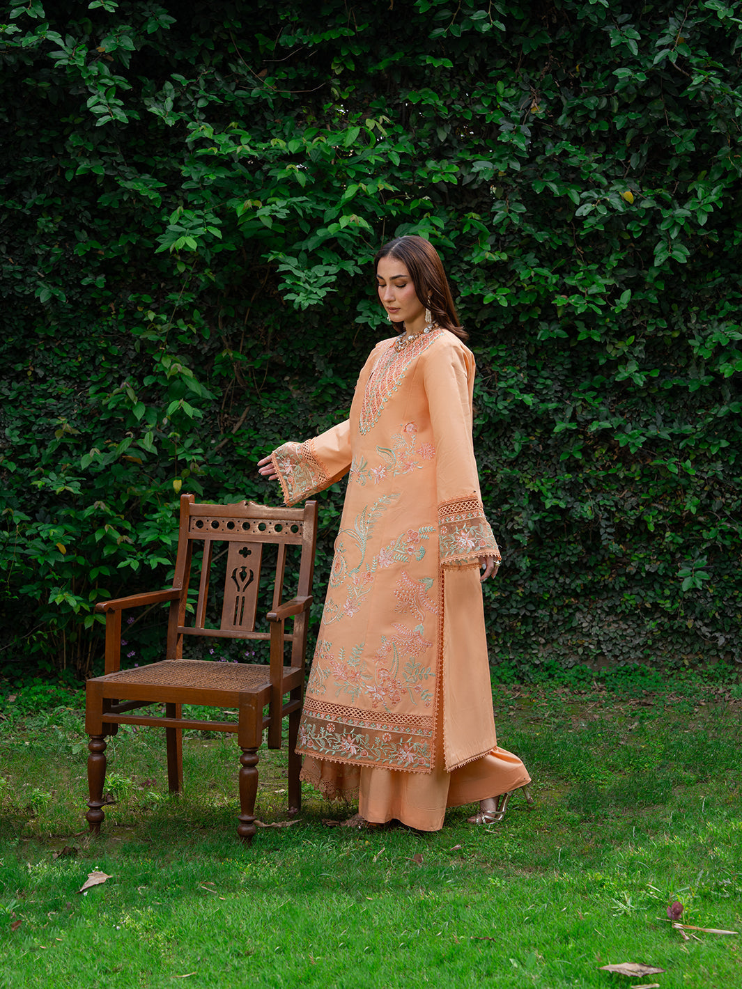 Mahnur | Amaya Lawn 26 | MU-12
