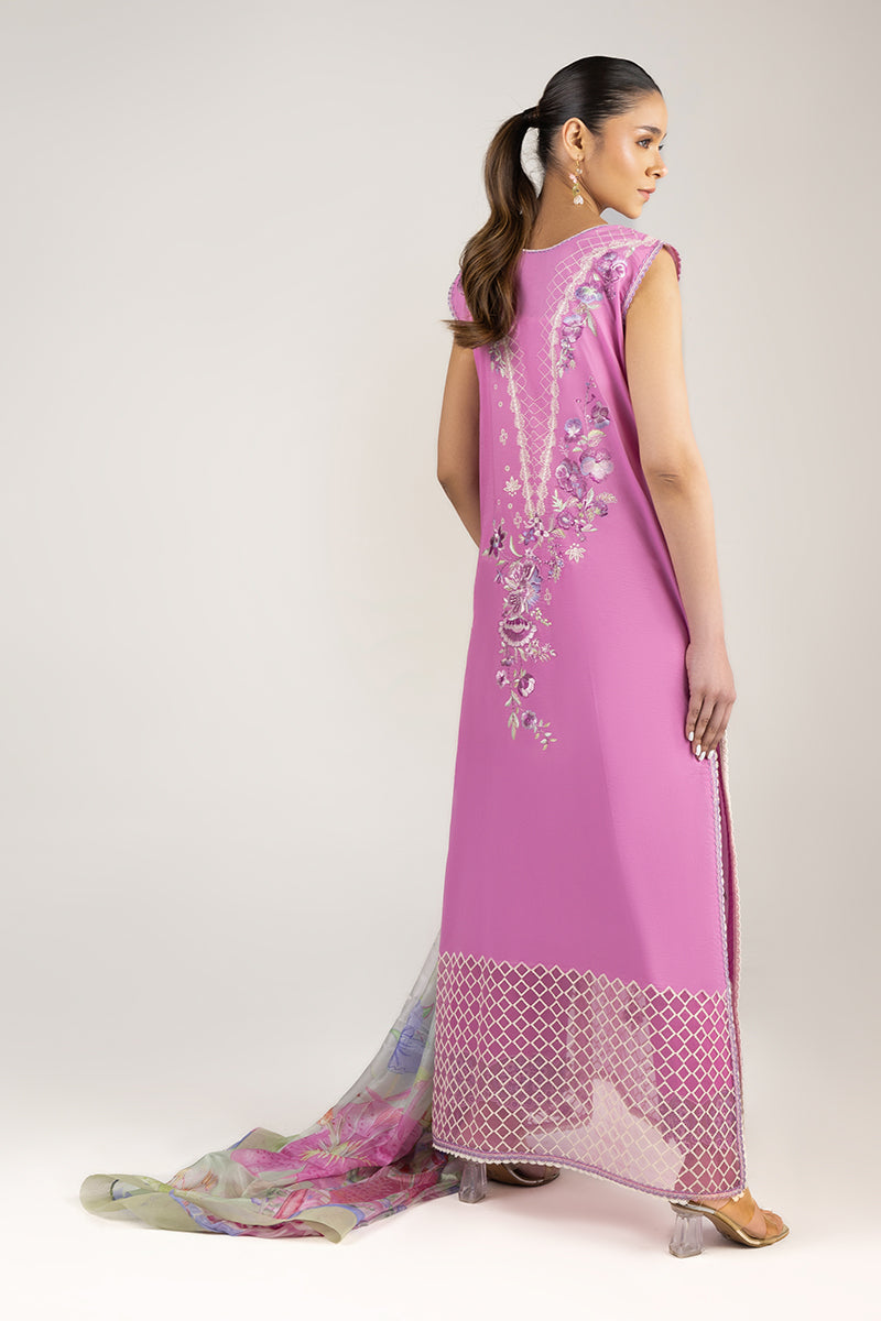 Mushq | Manaram Luxury Lawn 25 | Timeless Wave - Official Mushq stockist in UK - Sakeena London