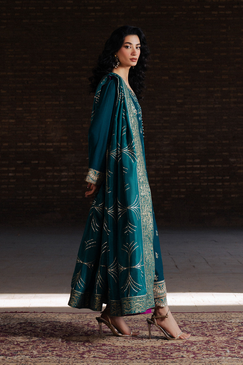 Maryum N Maria | Gulshan e Makhmal | ALIÃÂNOR - MWS5885 - Official Maryum N Maria stockist in UK - Sakeena London