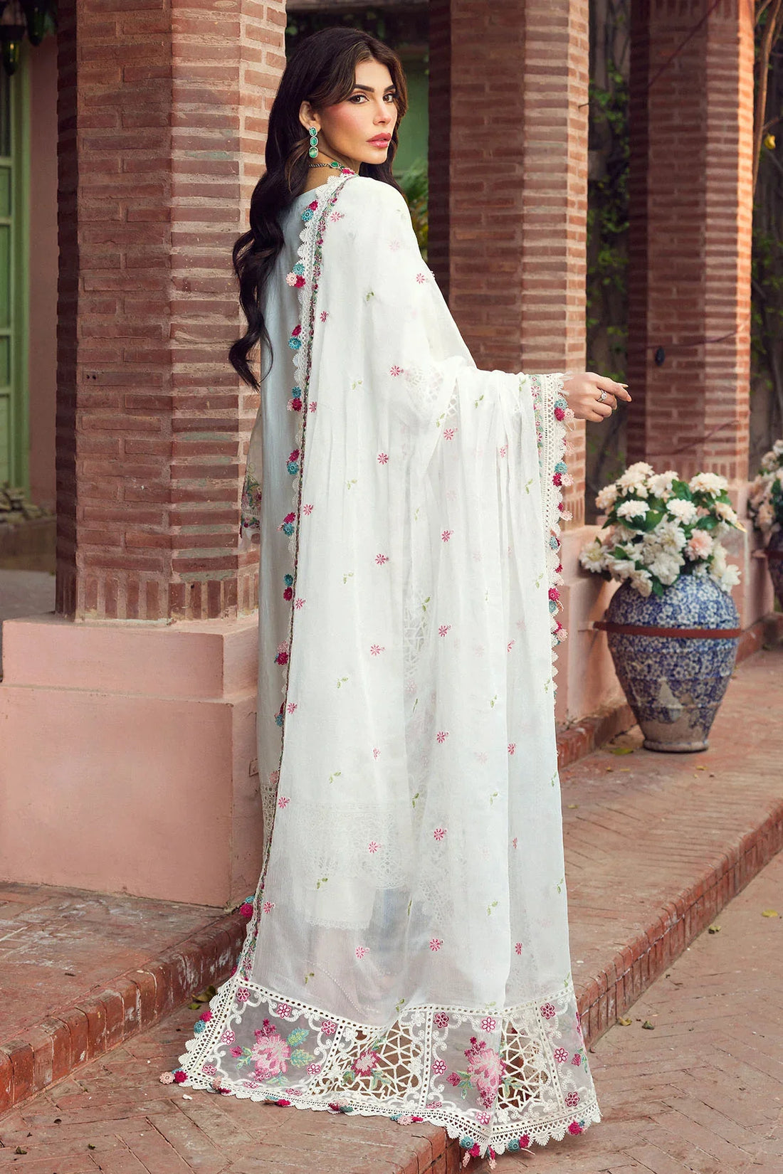 Motifz | Premium Lawn 24 | 4422-ZAHRA - Official Motifz stockist in UK - Sakeena London