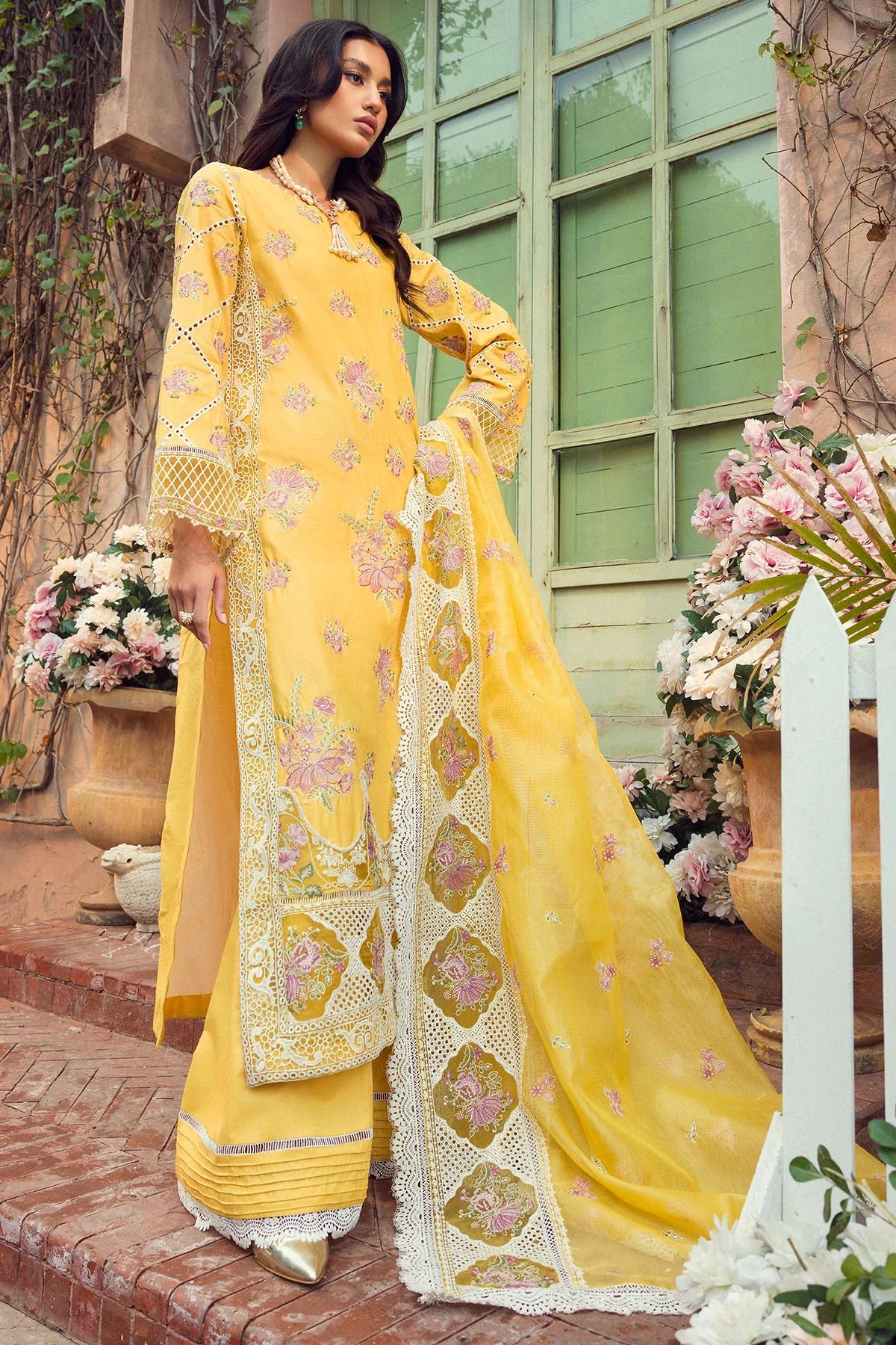 Motifz | Premium Lawn 24 | 4423-ZEMAL - Official Motifz stockist in UK - Sakeena London