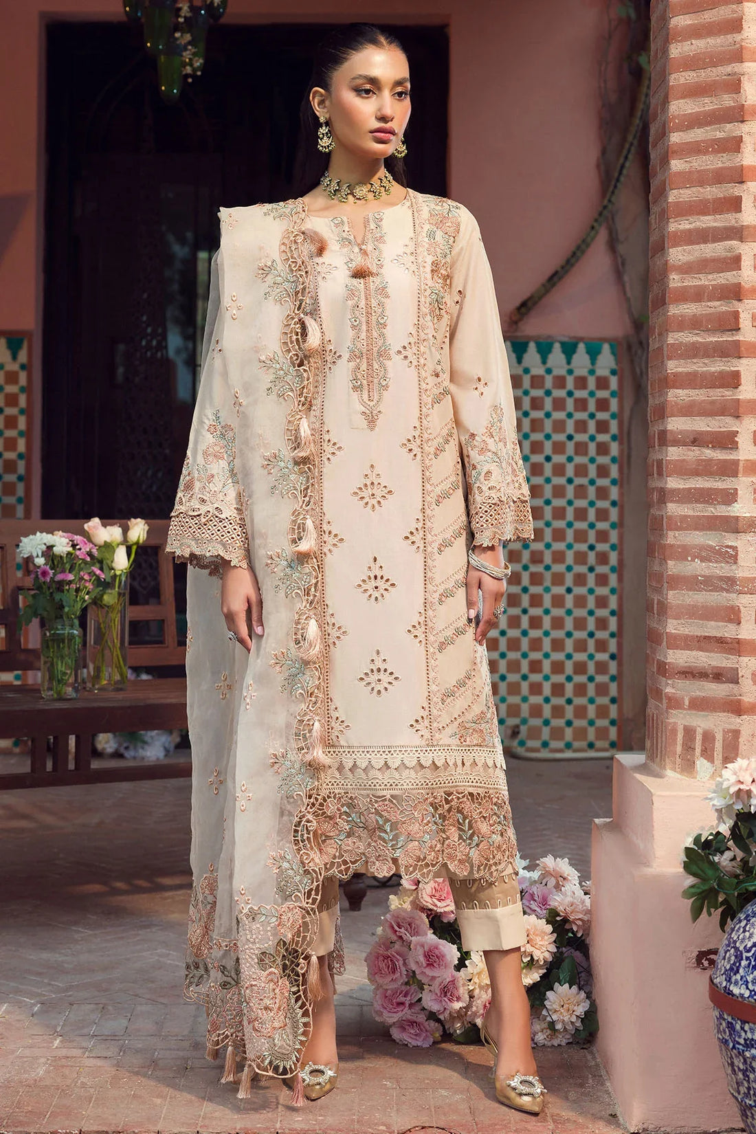 Motifz | Premium Lawn 24 | 4426-JANNAT - Official Motifz stockist in UK - Sakeena London