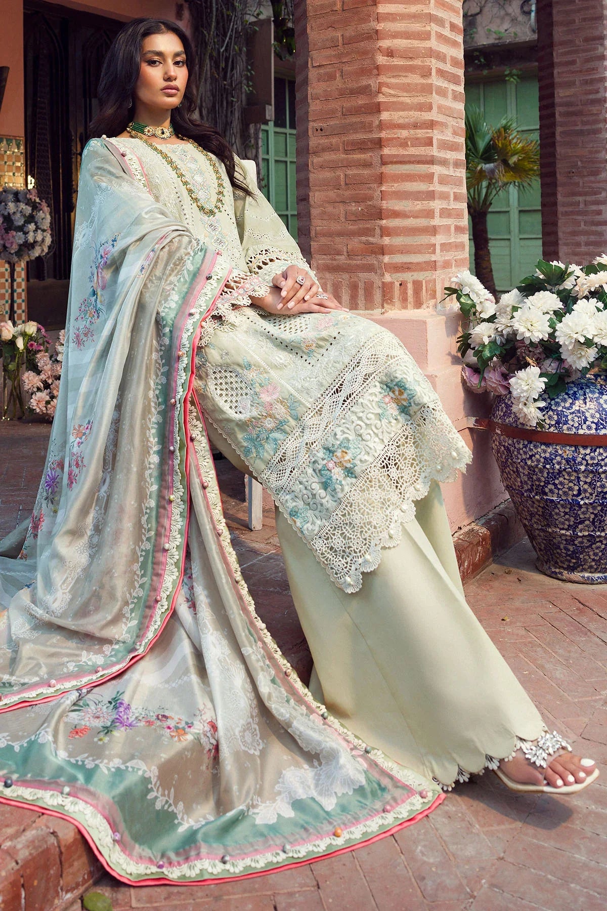 Motifz | Premium Lawn 24 | 4427-ZAIB - Official Motifz stockist in UK - Sakeena London