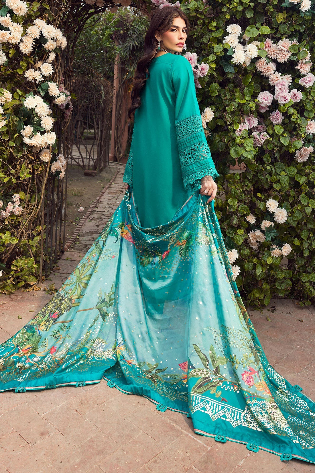 Motifz | Premium Lawn 24 | 4430 Sanobar - Official Motifz stockist in UK - Sakeena London