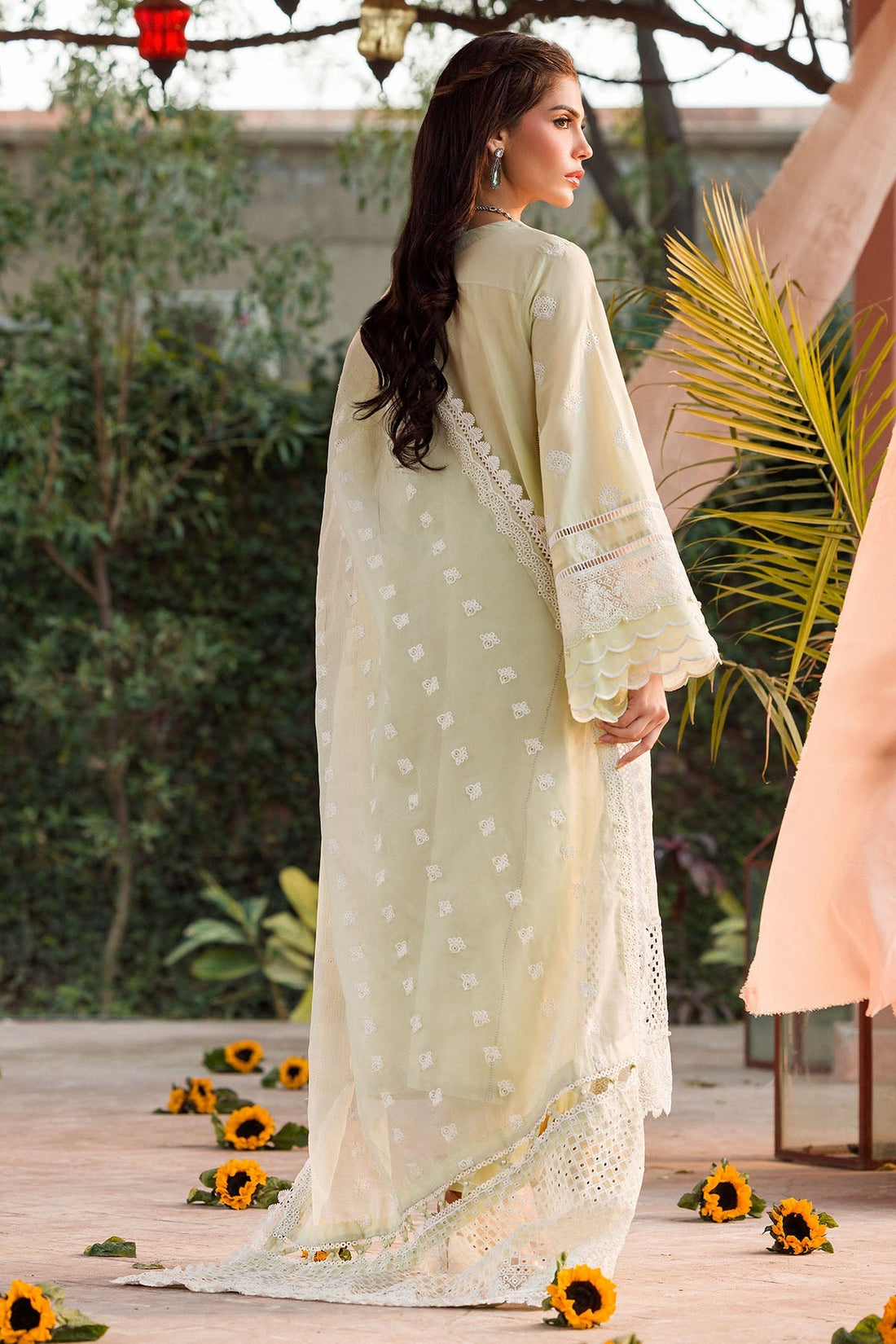 Motifz | Premium Lawn 24 | 4432-BENAZIR - Official Motifz stockist in UK - Sakeena London