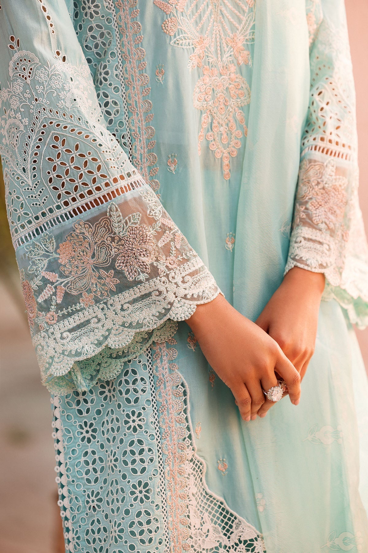 Motifz | Premium Lawn 24 | 4438-ZOHRA - Official Motifz stockist in UK - Sakeena London