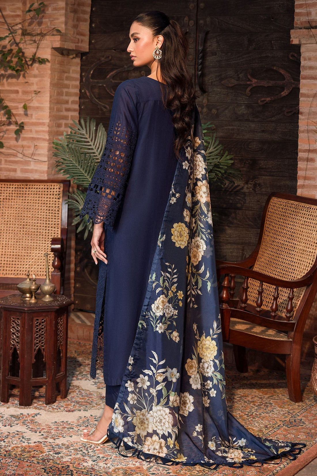 Motifz | Premium Lawn 24 | 4440-ULFAT - Official Motifz stockist in UK - Sakeena London