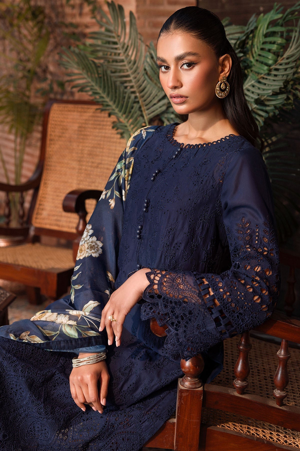 Motifz | Premium Lawn 24 | 4440-ULFAT - Official Motifz stockist in UK - Sakeena London