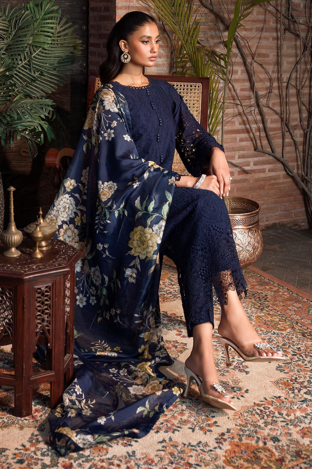 Motifz | Premium Lawn 24 | 4440-ULFAT - Official Motifz stockist in UK - Sakeena London