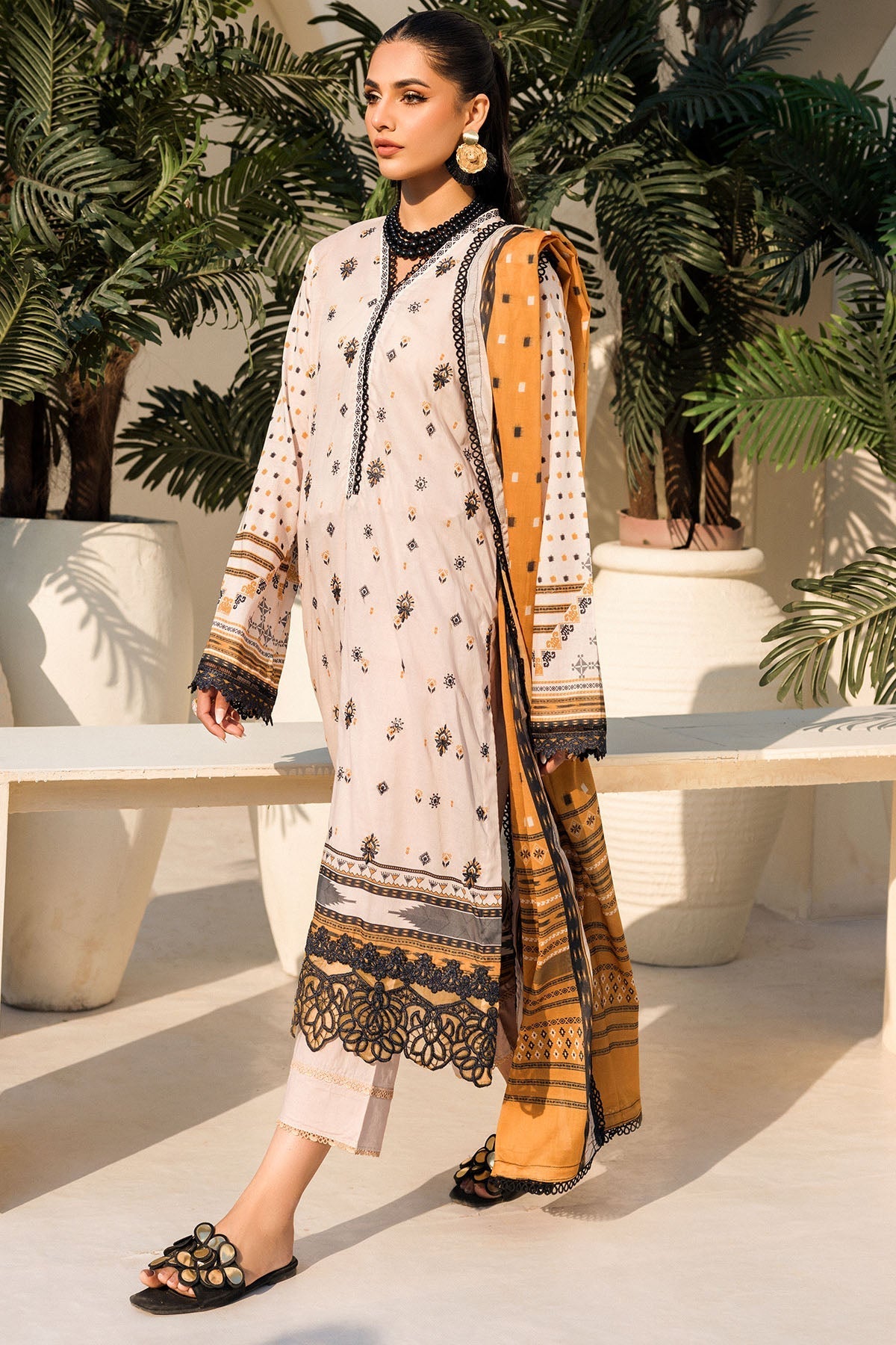 Motifz | Umang Lawn | 4632-PURVAI - Official Motifz stockist in UK - Sakeena London