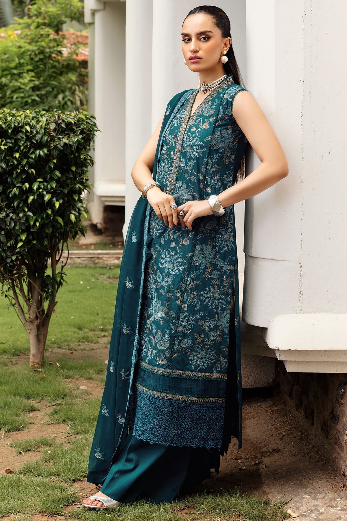 Motifz | Premium Lawn 24 | 4831-SAMANA - Official Motifz stockist in UK - Sakeena London