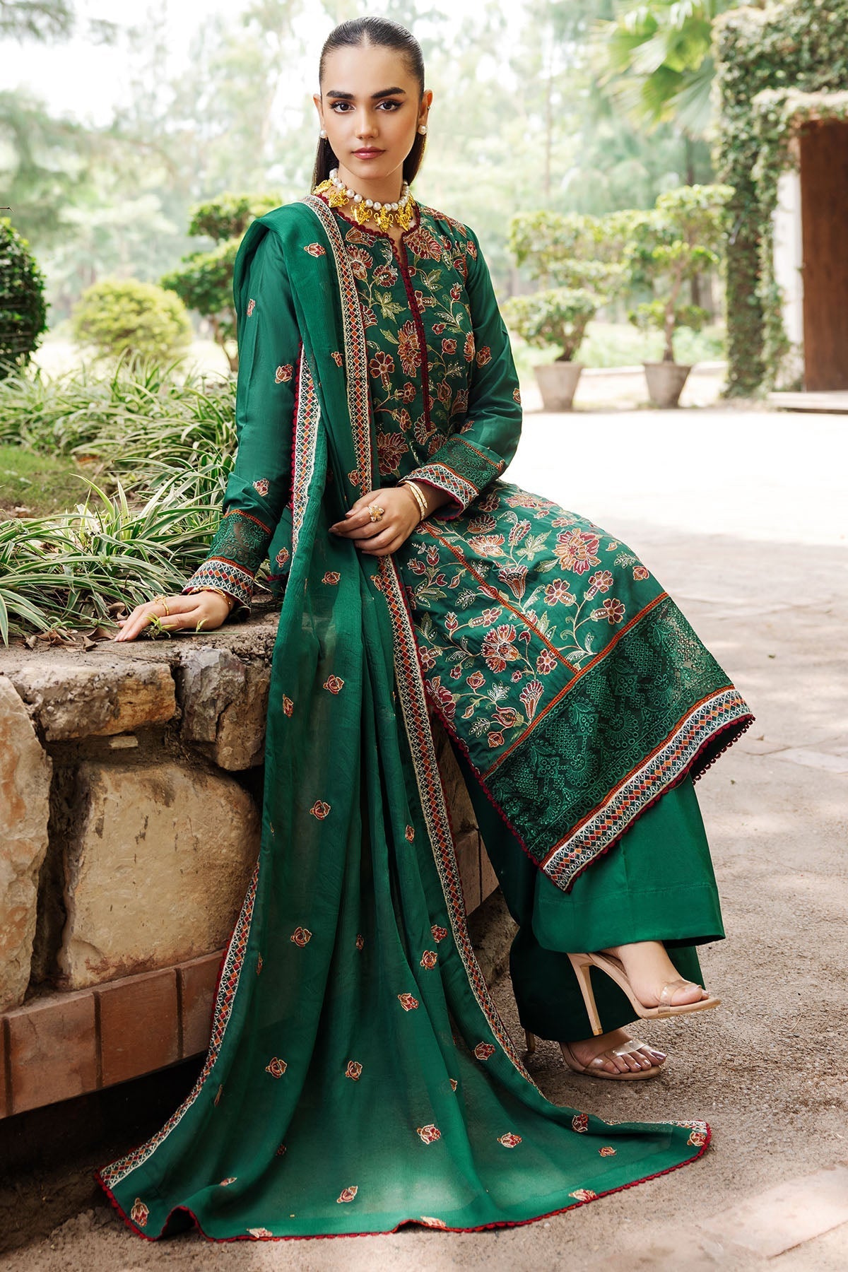 Motifz | Premium Lawn 24 | 4832-ZIMAL - Official Motifz stockist in UK - Sakeena London