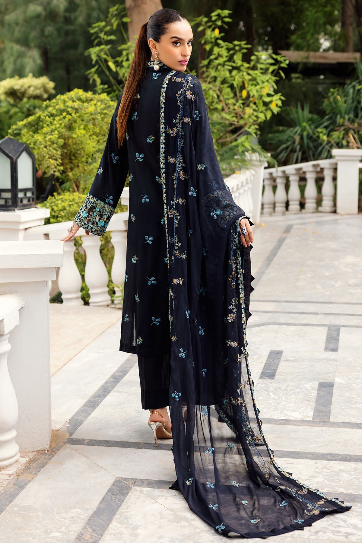 Motifz | Premium Lawn 24 | 4834-ROHA - Official Motifz stockist in UK - Sakeena London