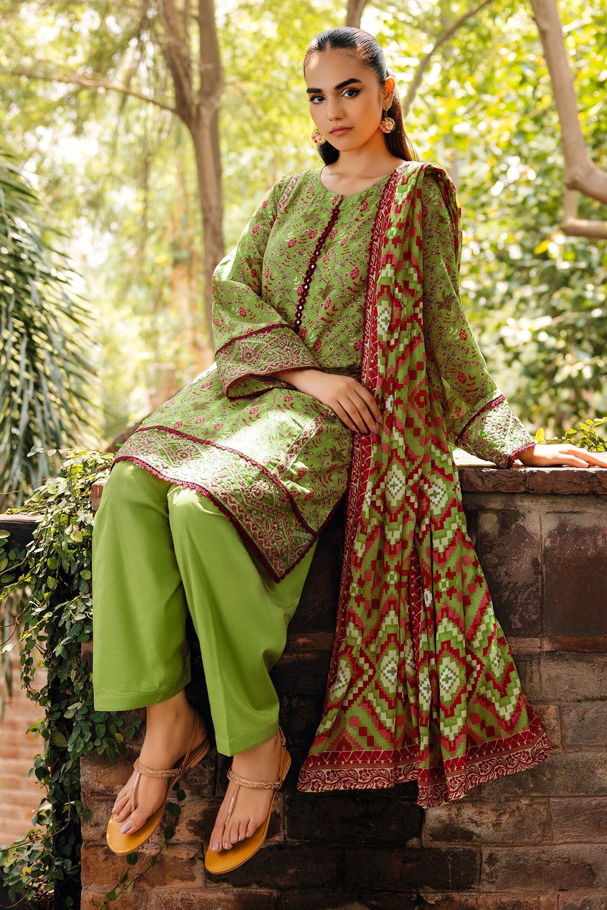 Motifz | Umang Lawn | 4894-HIBA - Official Motifz stockist in UK - Sakeena London