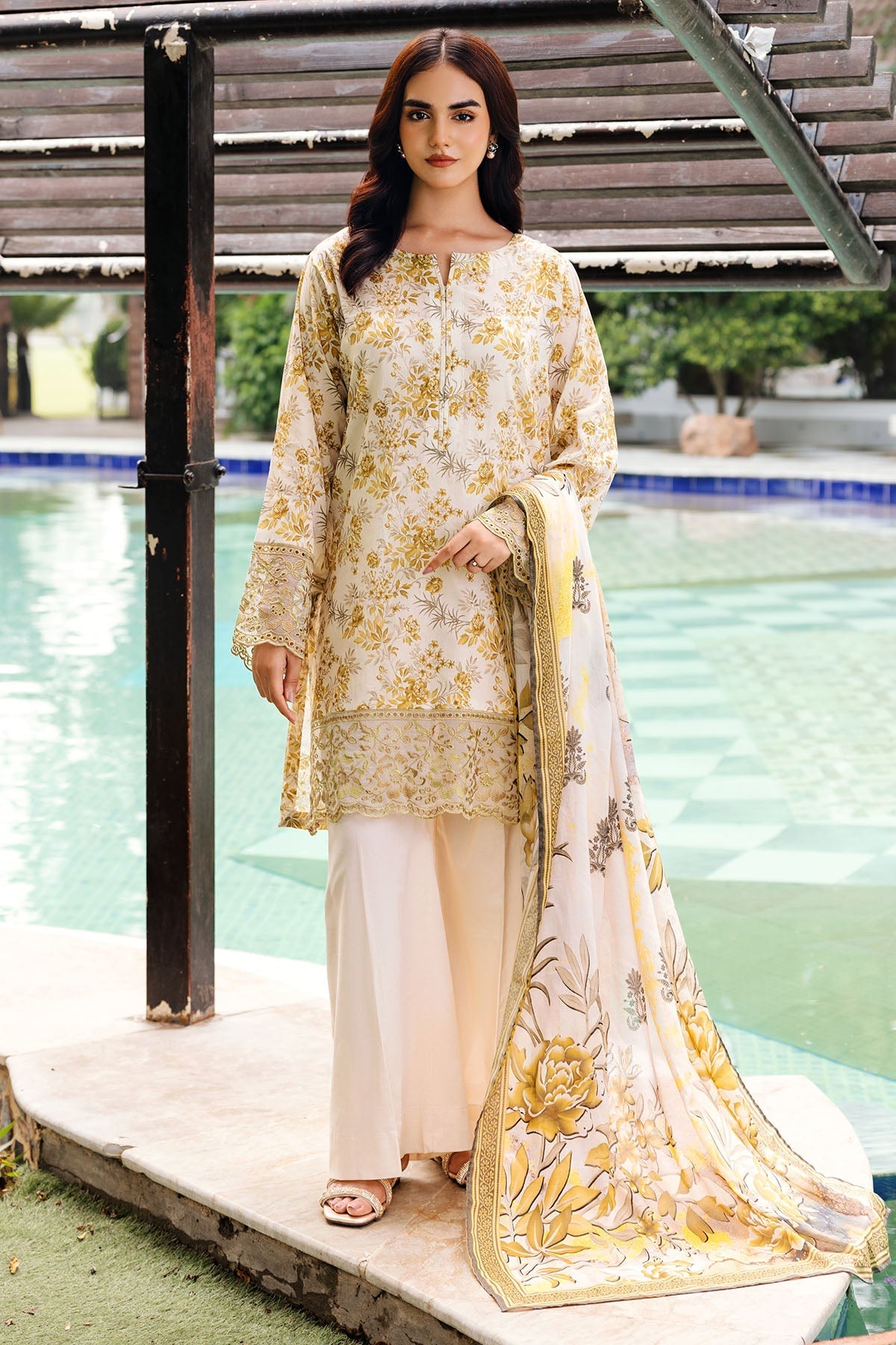 Motifz | Umang Lawn | 4898-SOFIA - Official Motifz stockist in UK - Sakeena London