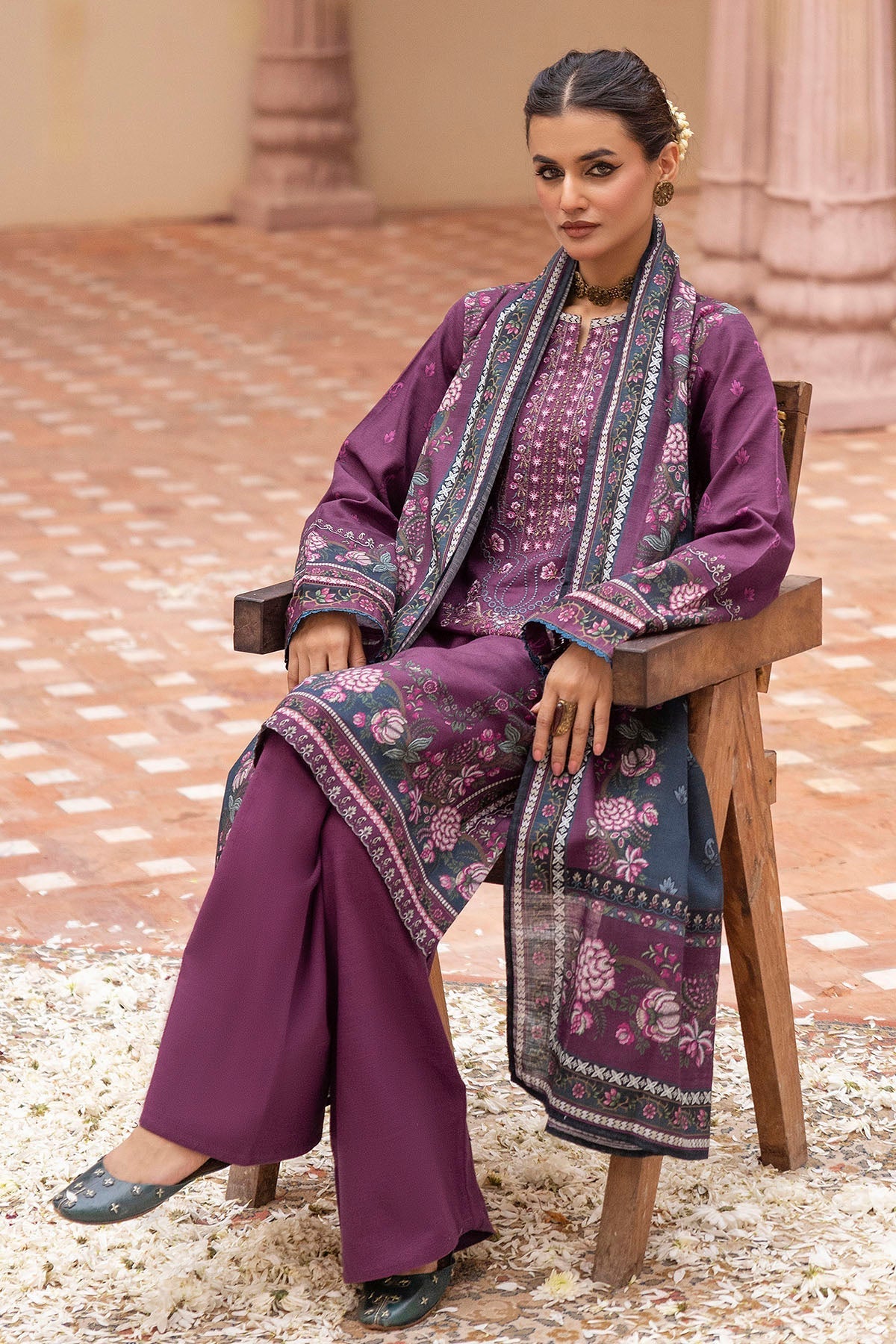 Motifz | Premium Khaddar | 5201-ZEEVA - Official Motifz stockist in UK - Sakeena London