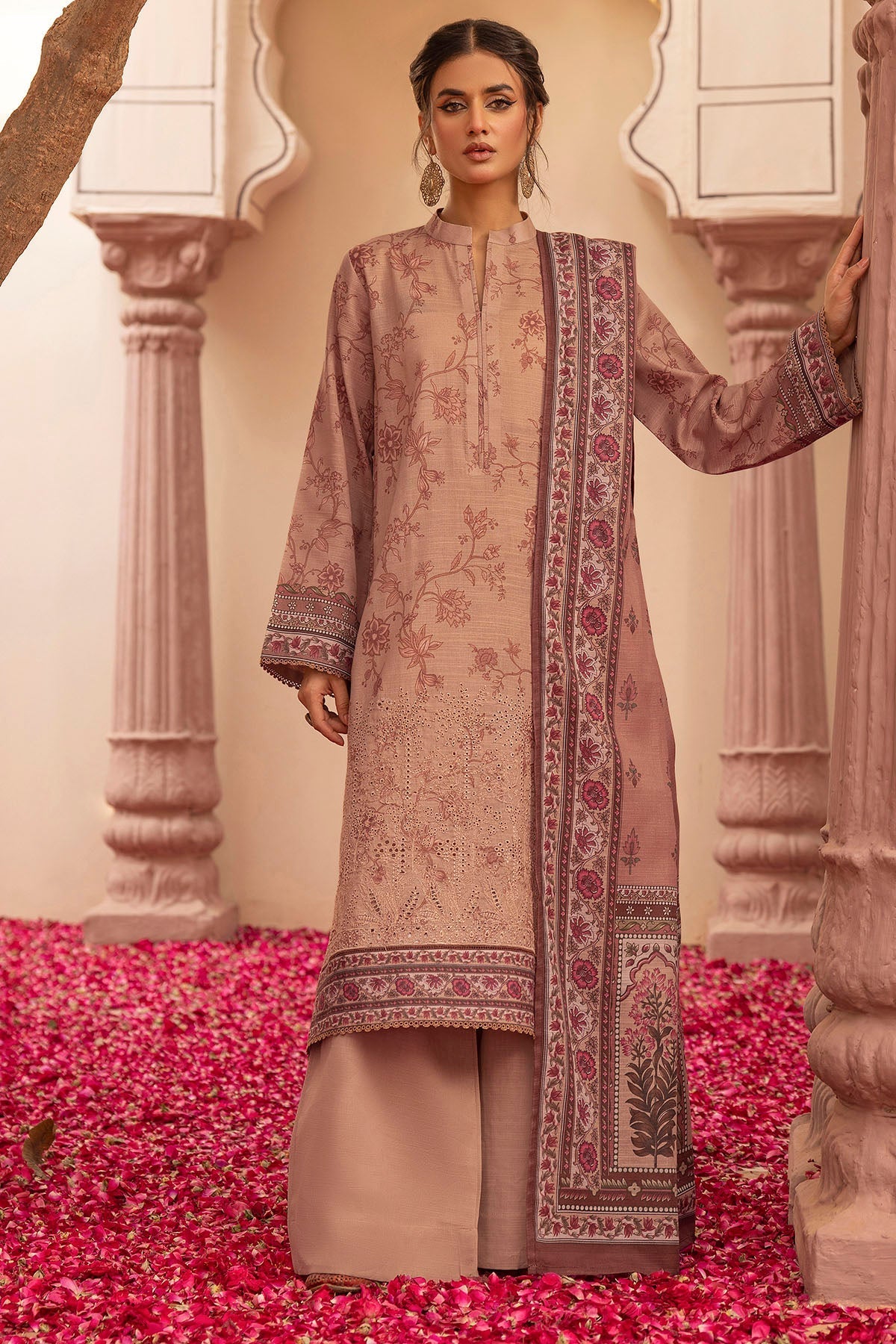 Motifz | Premium Khaddar | 5204-SURI - Official Motifz stockist in UK - Sakeena London