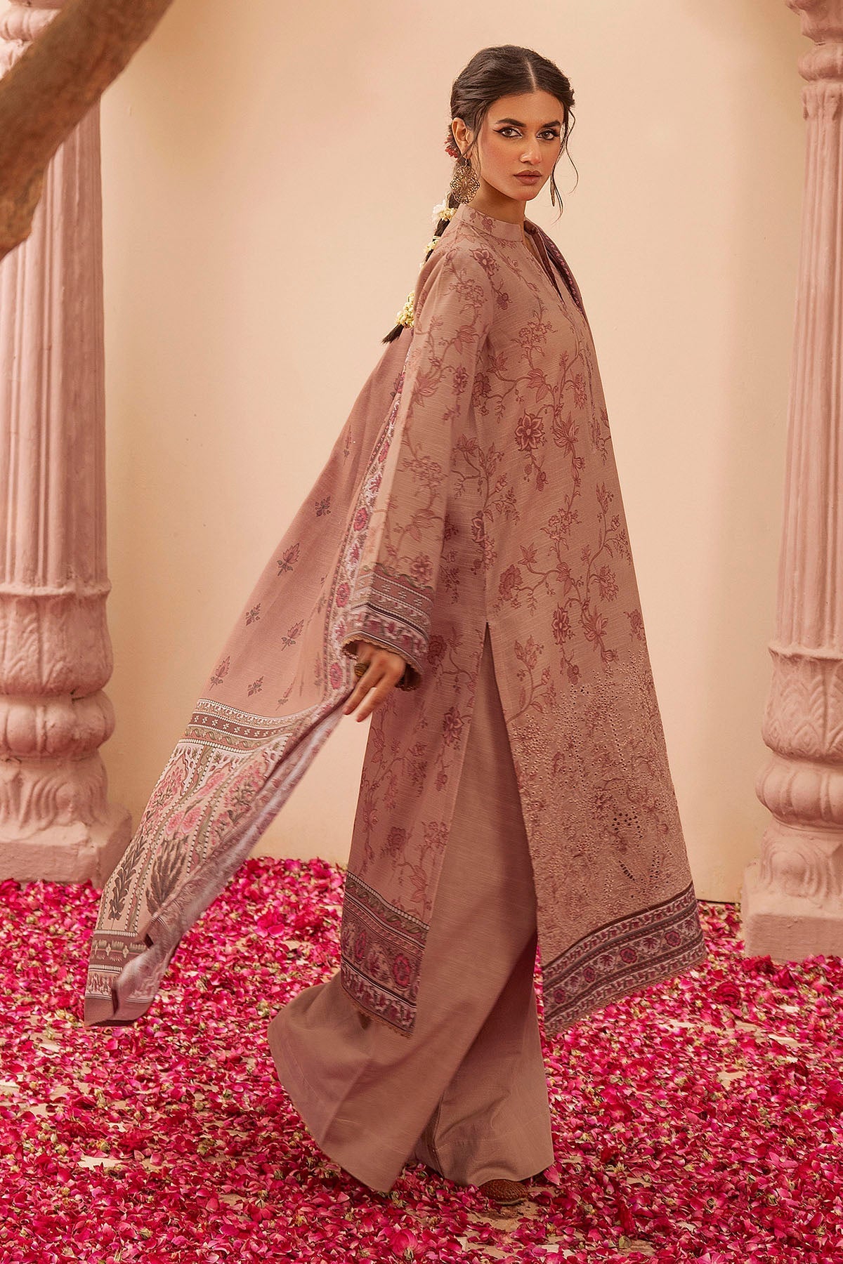 Motifz | Premium Khaddar | 5204-SURI - Official Motifz stockist in UK - Sakeena London