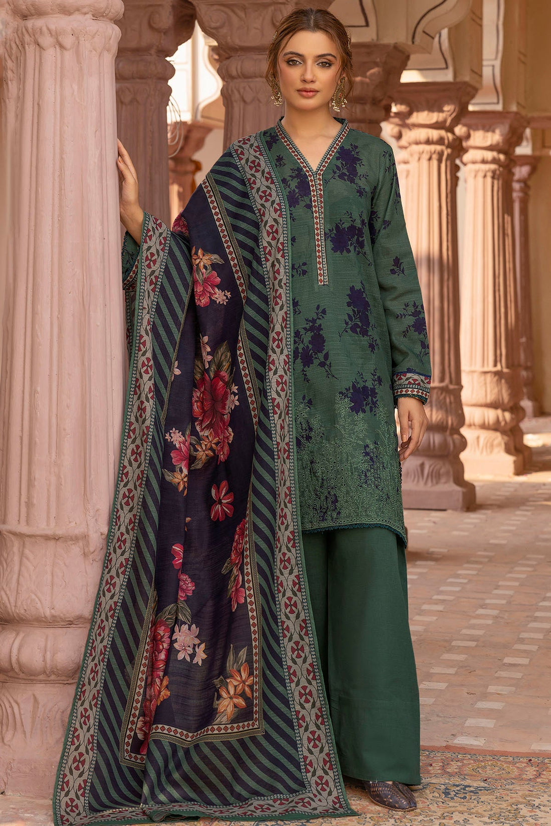 Motifz | Premium Khaddar | 5205-SALWA - Official Motifz stockist in UK - Sakeena London