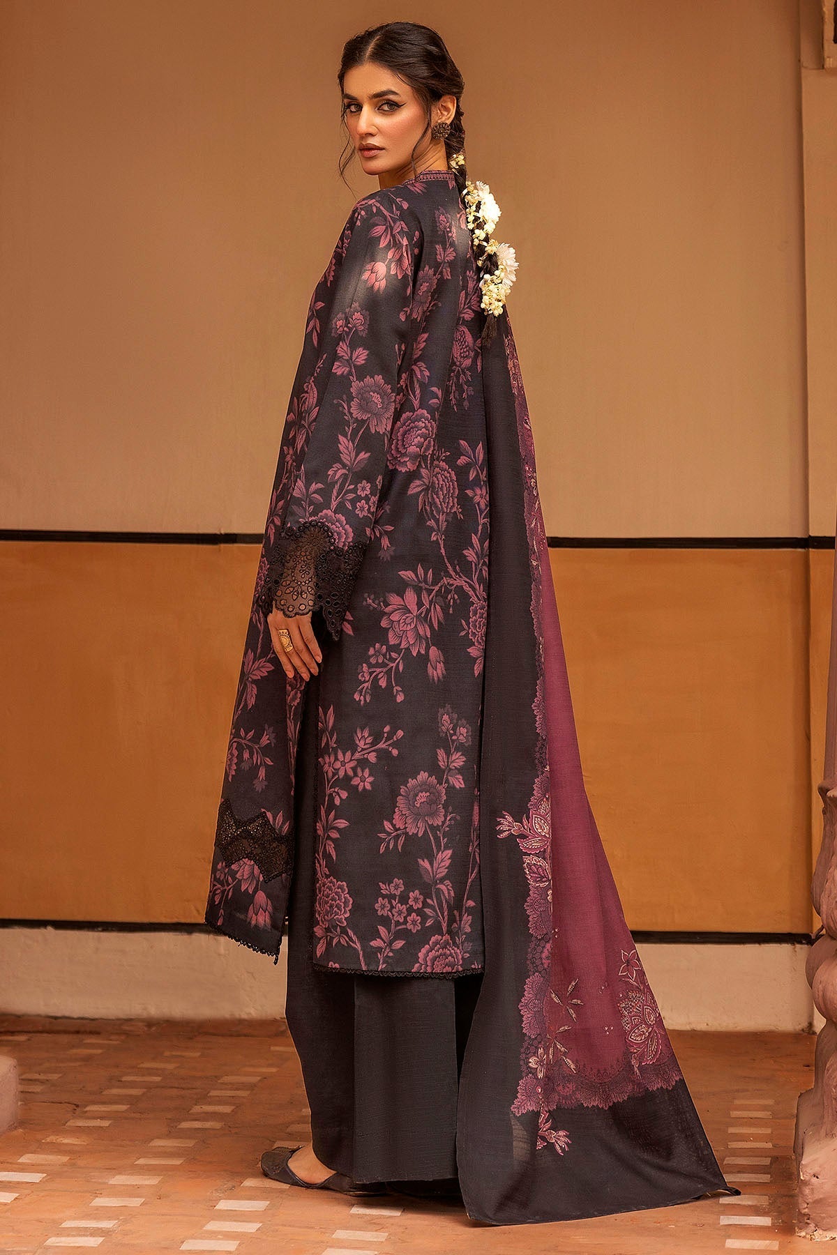 Motifz | Premium Khaddar | 5207-NURA - Official Motifz stockist in UK - Sakeena London